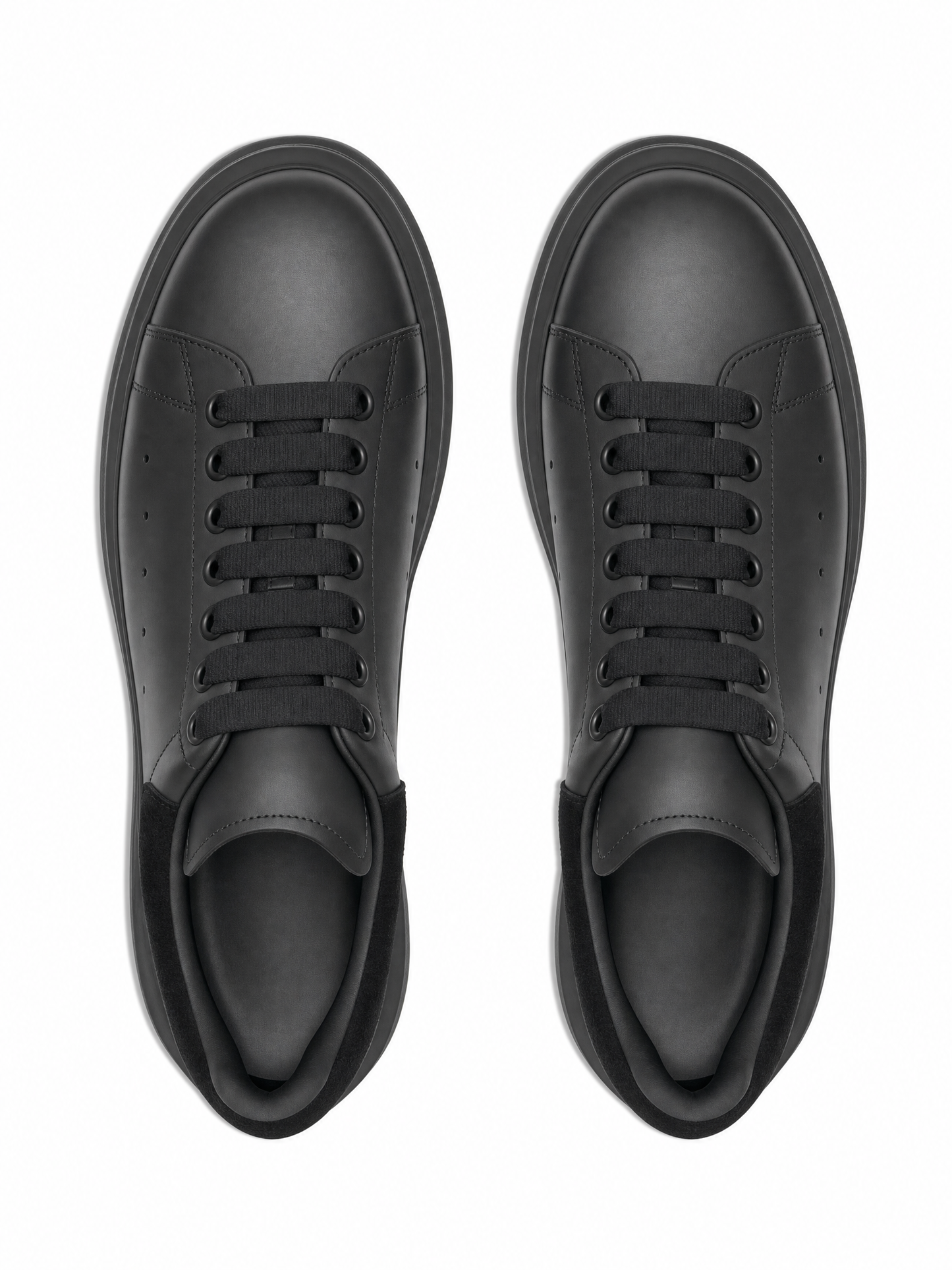 Oversized Sneaker Triple Black