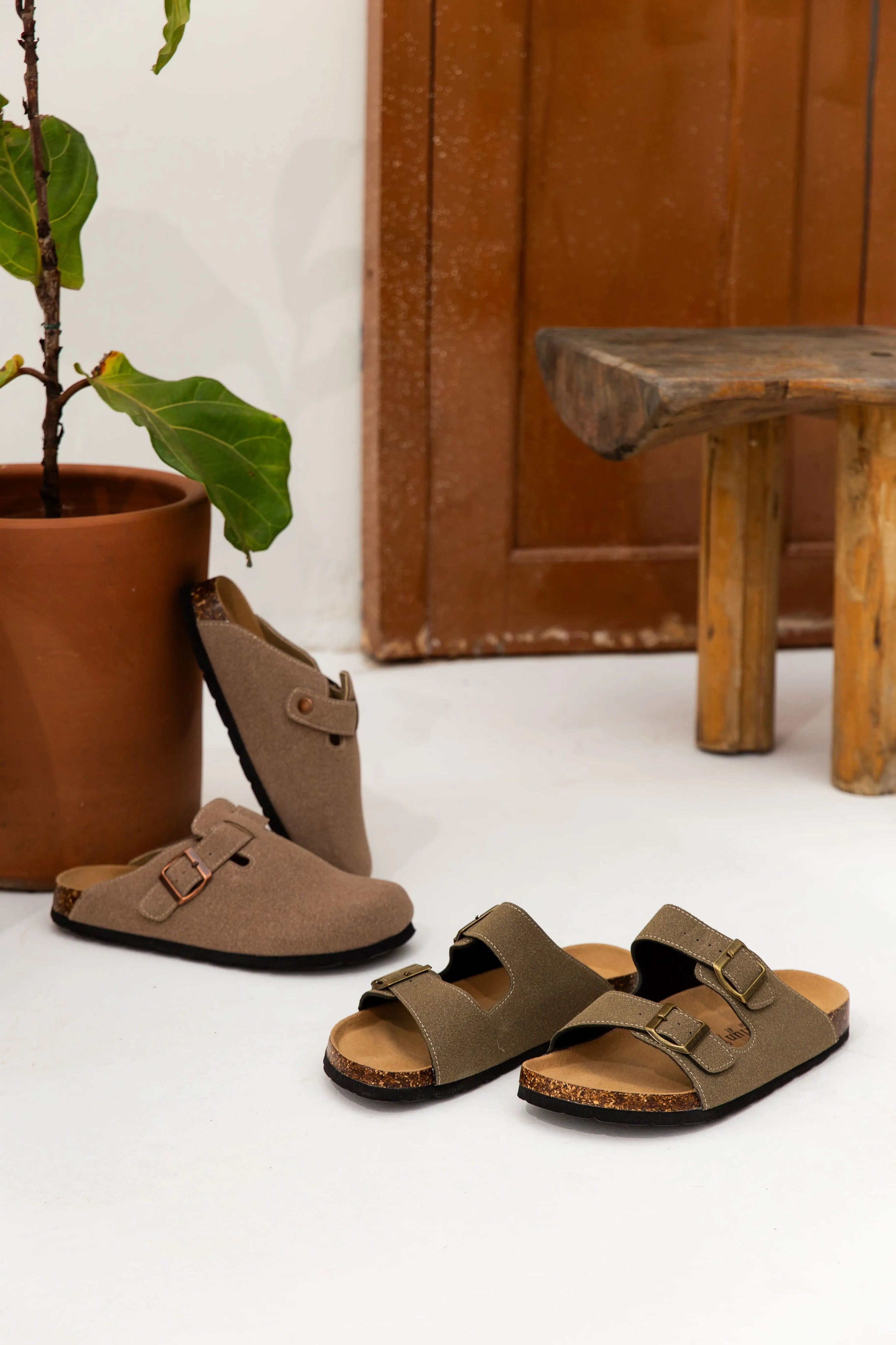 Maibulun Arizona Sandal — Moss Green Suede