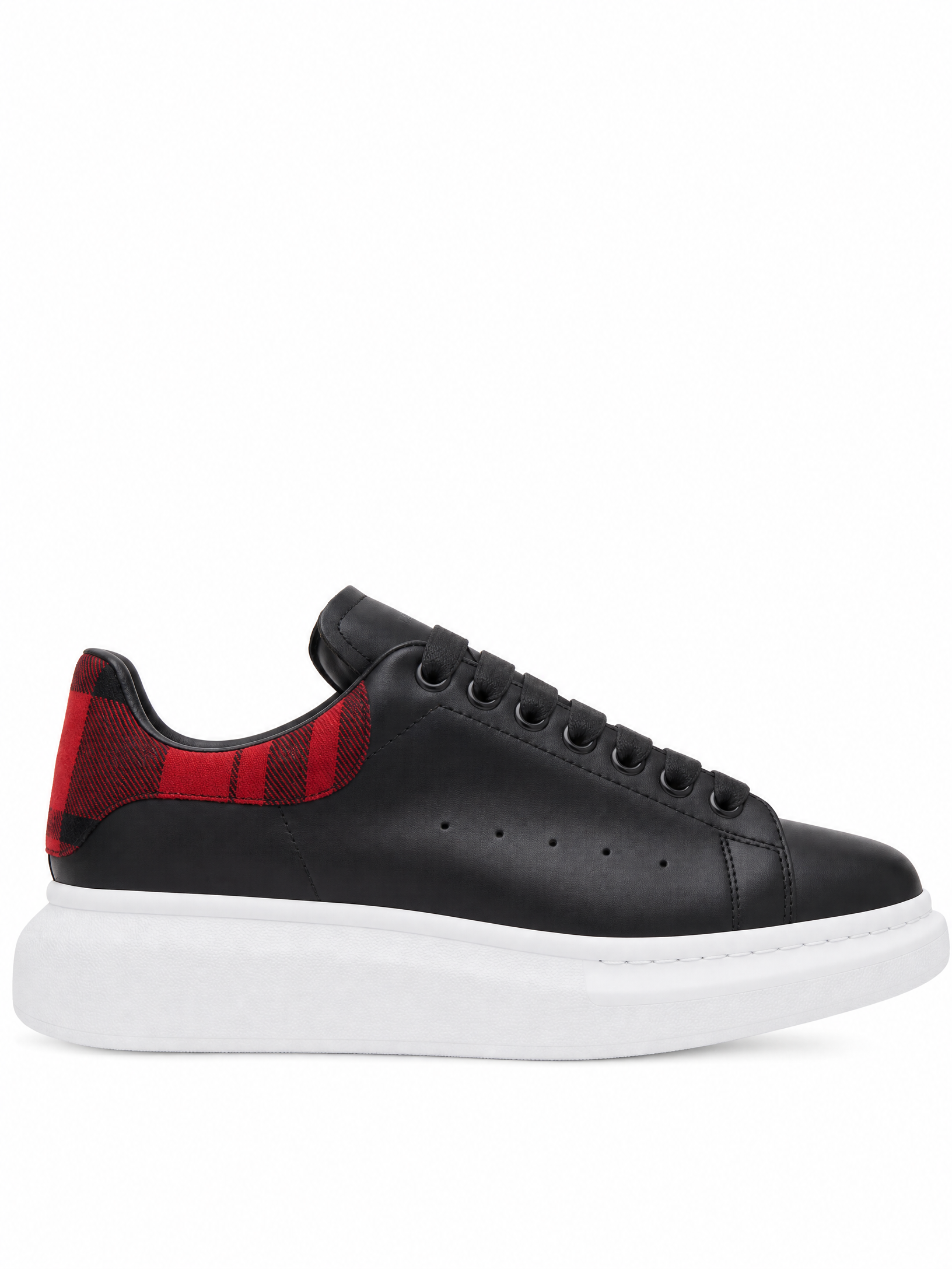 Oversized Sneaker Black Red Plaid