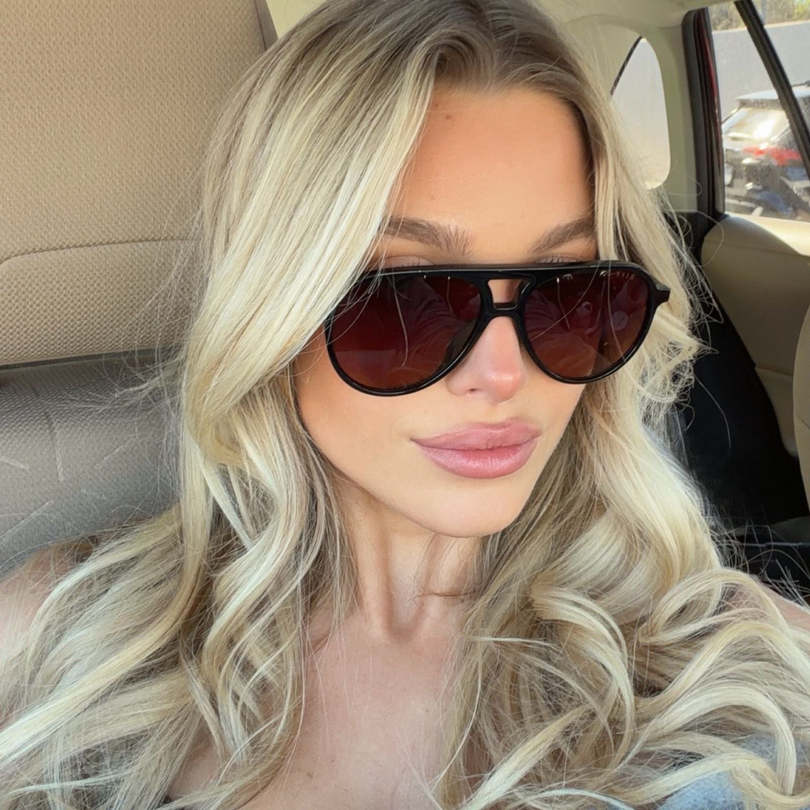 Tosca II Sunglasses — Black + Brown Gradient