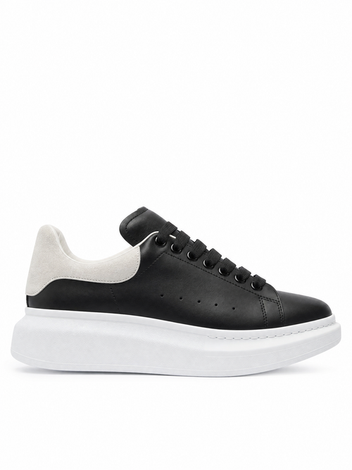 Oversized Sneaker Black White